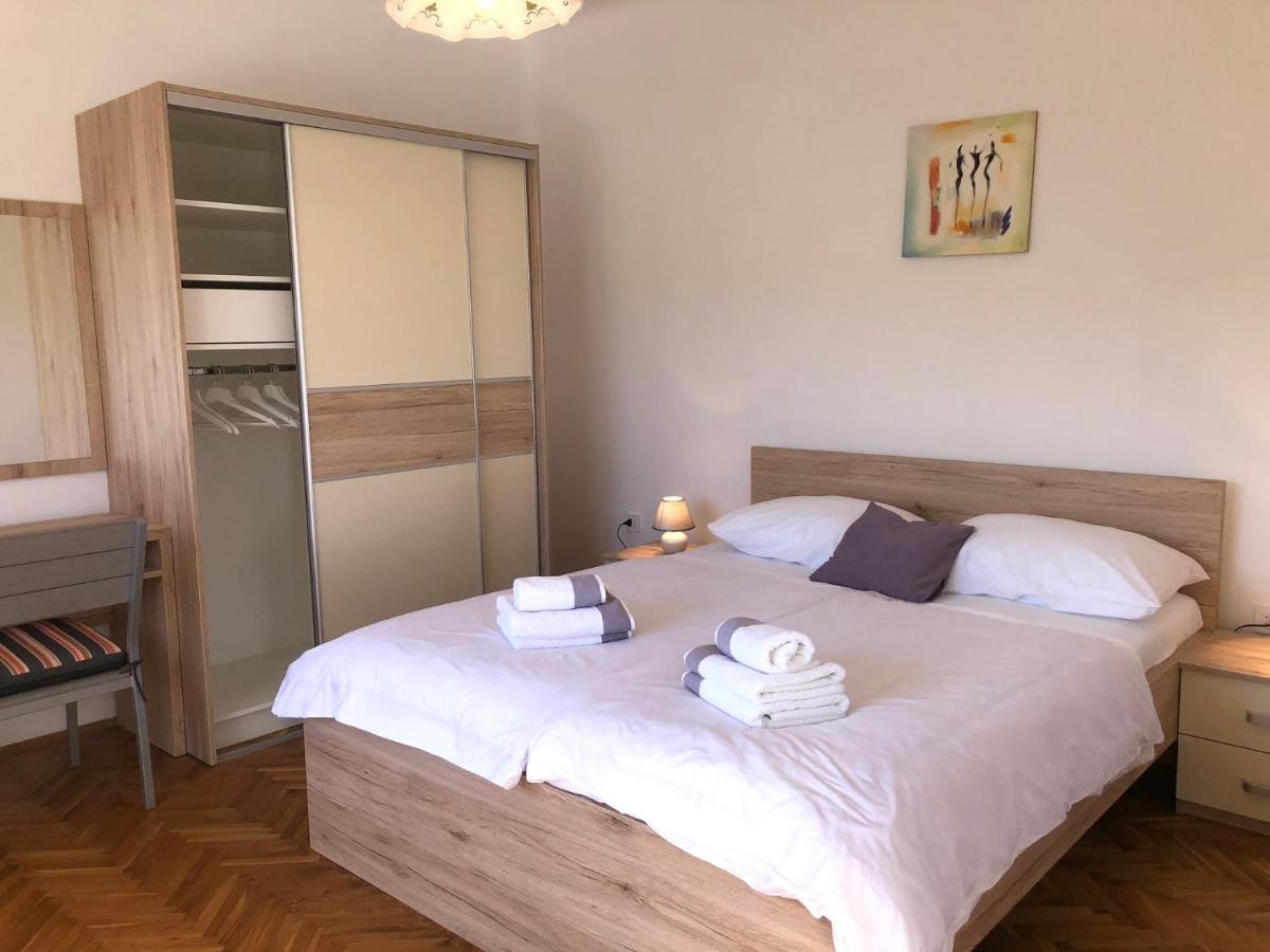 Apartments Mikelic Кампор Экстерьер фото
