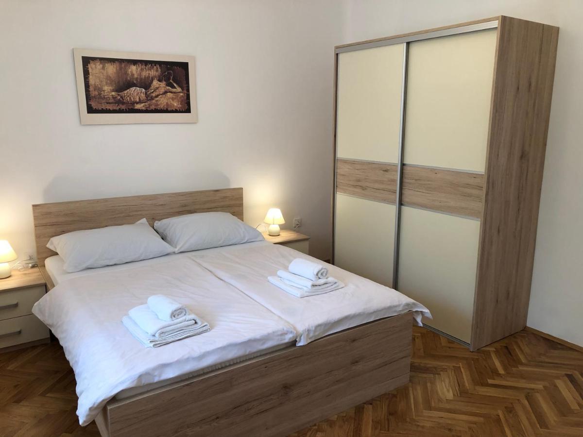 Apartments Mikelic Кампор Экстерьер фото